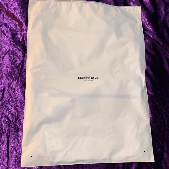 ESSENTIAL - FEAR OF GOD Half-Zip Track Jacket - Picture 5 of 9